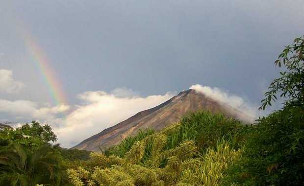 Luxury 7 -10 Day Classic Costa Rica - Volcanos and Cloud Forests