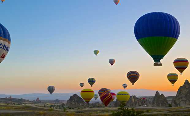 Luxury Africa Excursion - Ballooning Over Africa