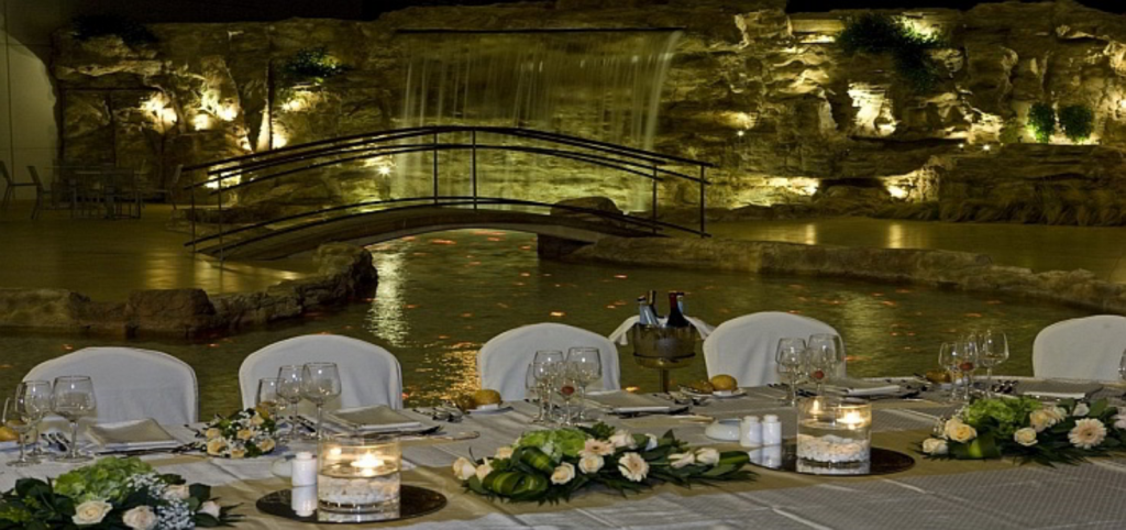 Luxury Destination Weddings in Caverns