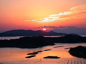 wikipedia-ago-bay-sunset
